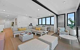 New 3 Bed Penthouse Resort Style Complex